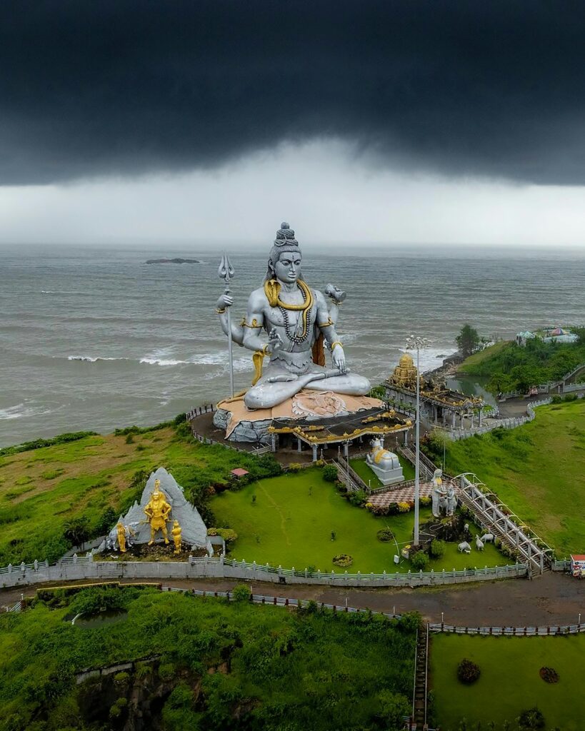 Picture is showing statue of lord shiva in shravan month